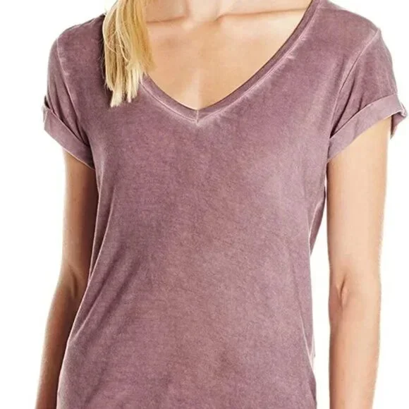 PAIGE "Charlie" V-Neck T-shirt - Picture 1 of 11